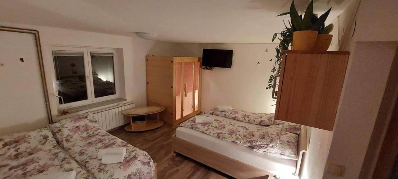 Apartma Na Ravnicah Церкно Экстерьер фото